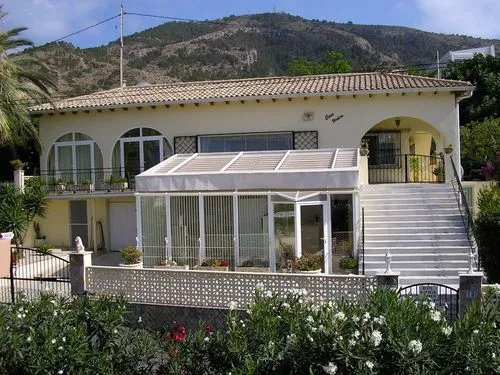 Dental-Praxis in herrlicher Villa, Costa Blanca