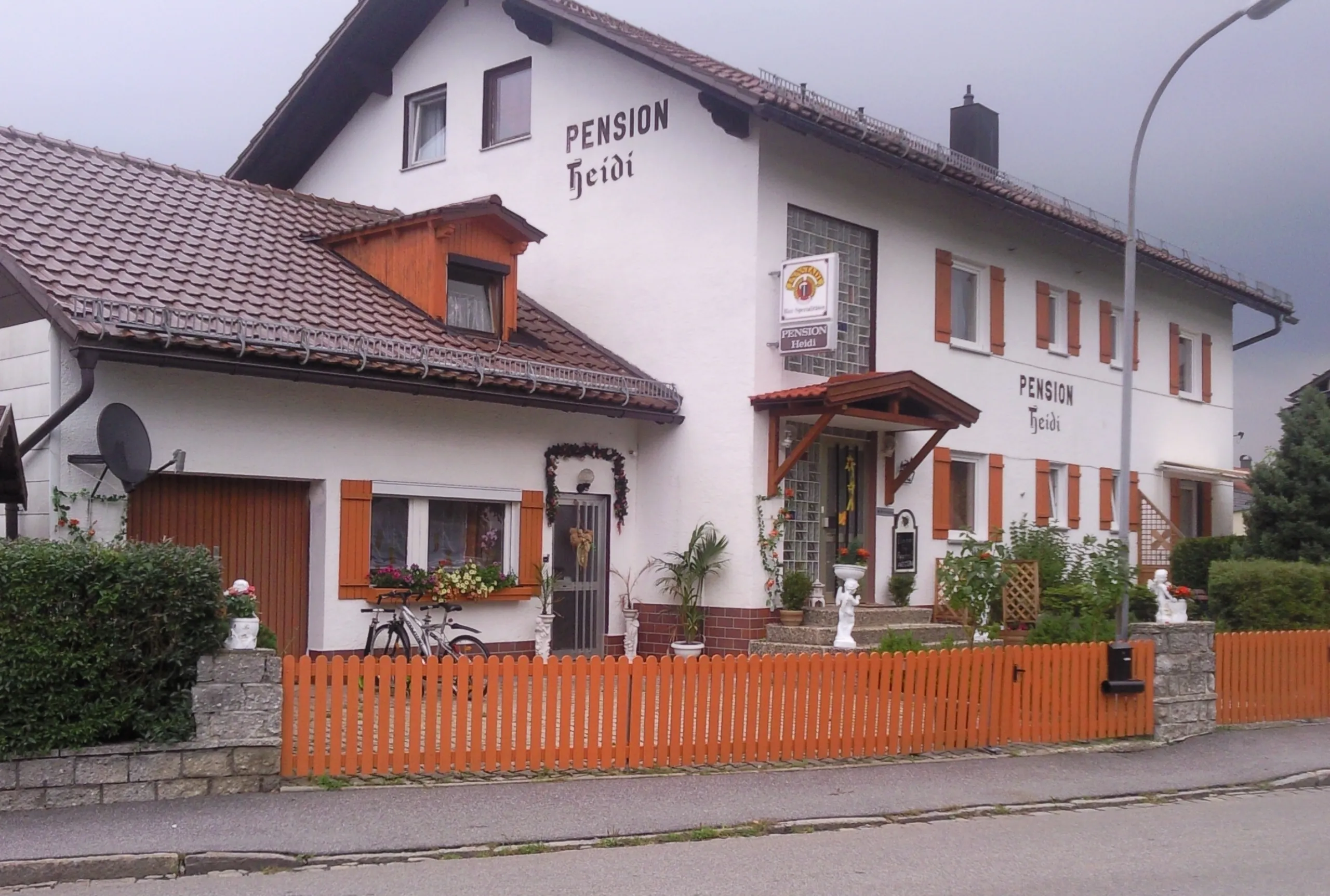 Pension mit Nebenhaus in Zwiesel Bayer. Wald zu verkaufen oder verpachten