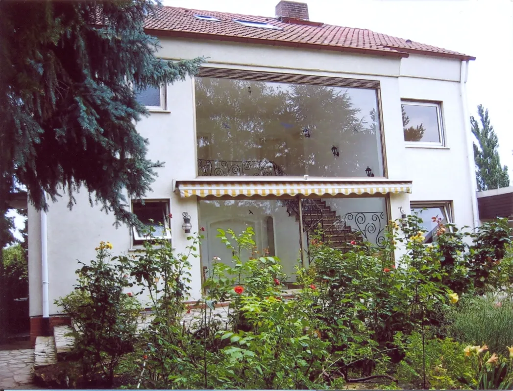 Villa in Frankfurt/M. als Club zu vermieten