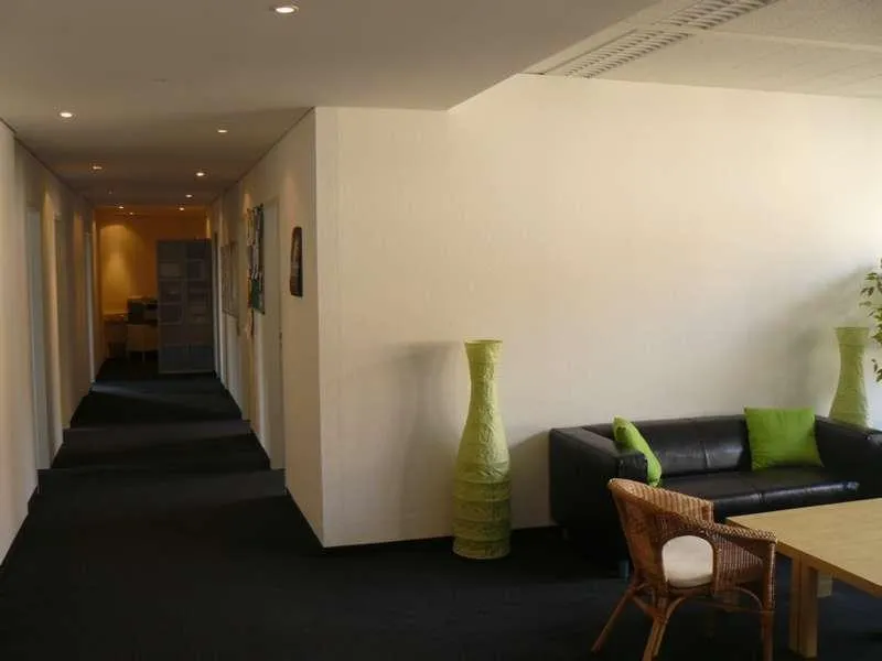 Untermieter (1-10 Arbeitsplätze) oder Nachmieter f. Büro, München-Zentrum (PREIS