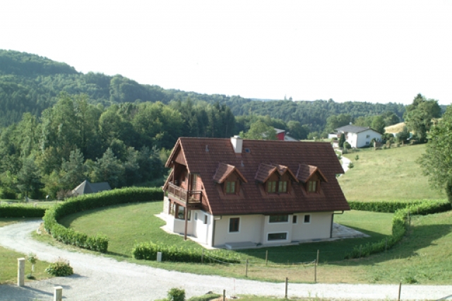 WOHNHAUS WOHLFÜHLOASE in LASSNITZHÖHE bei Graz