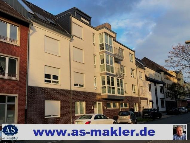 Behindertengerecht & Neuwertig, Top Wohnung mit Möbel und Garage wird frei