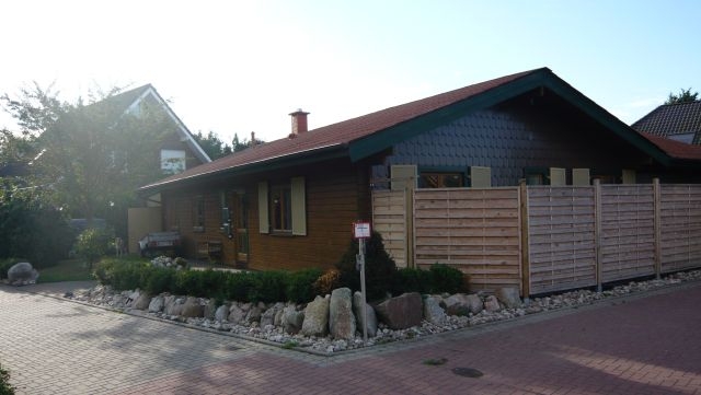 Holzhaus ebenerdig in ruhiger Lage nähe Bahnhof 