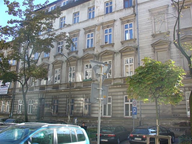 Mietshaus  zu  verkaufen  