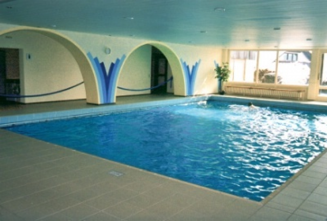 Ferienwohnung mit Hallenbad zu vermieten Ferienwohnung mit Hallenbad zu vermieten