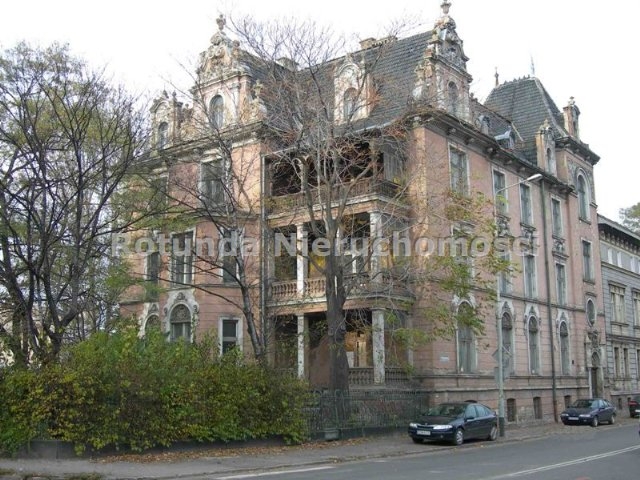 Großes Wohnhaus aus dem 19 Jhd. in Świdnica  Schweidnitz  zu verkaufen