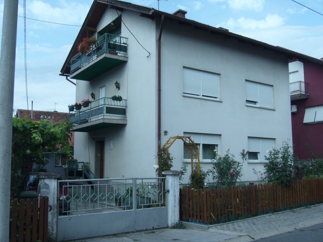 Kration, Stadt Zagreb, Mehrfamilien Haus mit liebvoll angelegten Garten