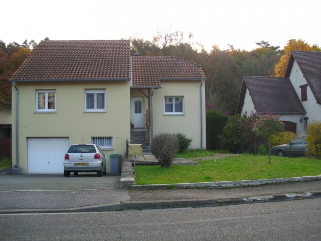 Freihstehendes Einfamilienhaus in Frankreich / Diesen zu verkaufen! Privat!